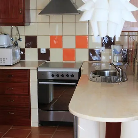Charming House In With Terrace And Parking Feriehus *