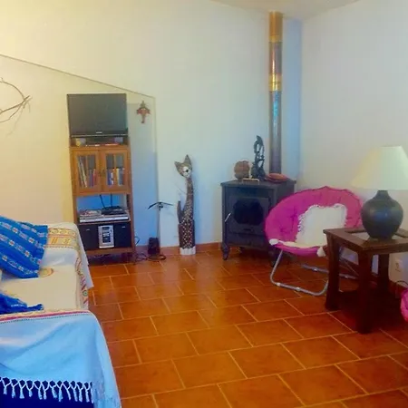 بيت للعطل Charming House In With Terrace And Parking نازاريه