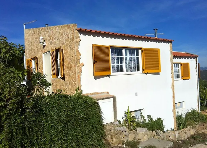 Charming House In With Terrace And Parking Holiday home Nazare